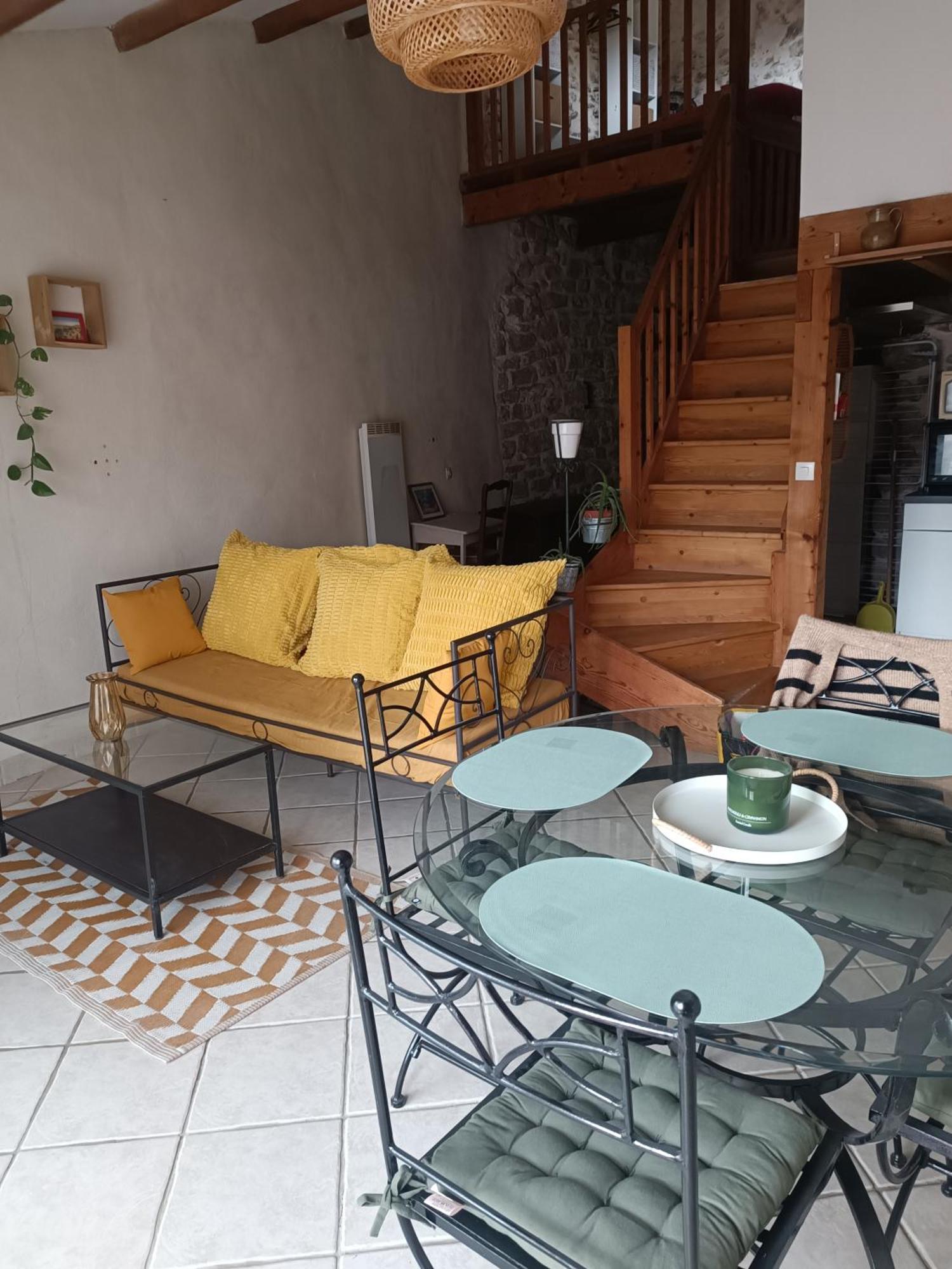 Charmant Loft Draguignan Luaran gambar
